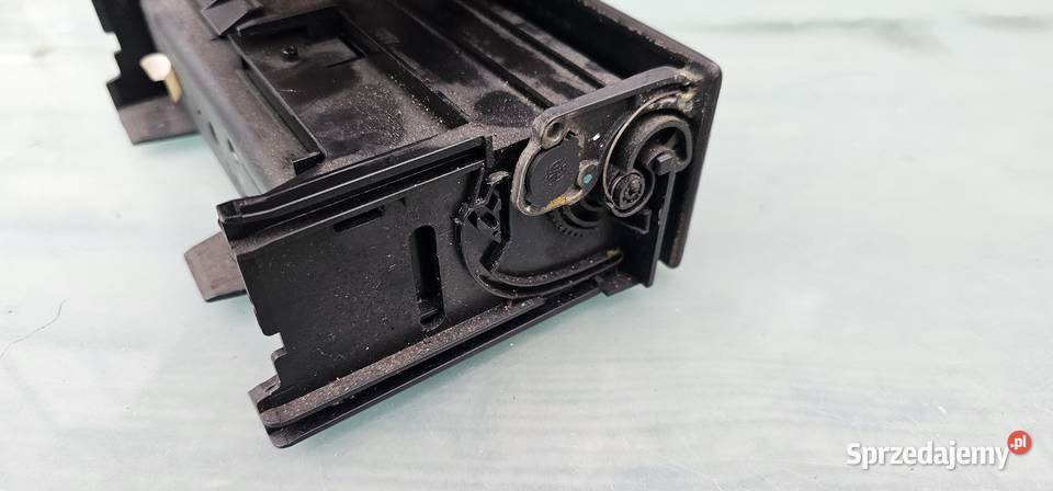 Schowek pod radio mercedes w210 osobowe Zbąszyń