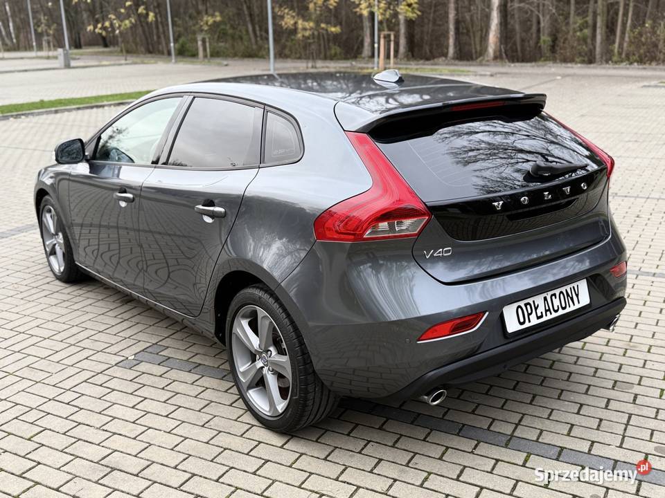 Volvo V40 D3 20 150 6 Rok produkcji 2013 Łuków