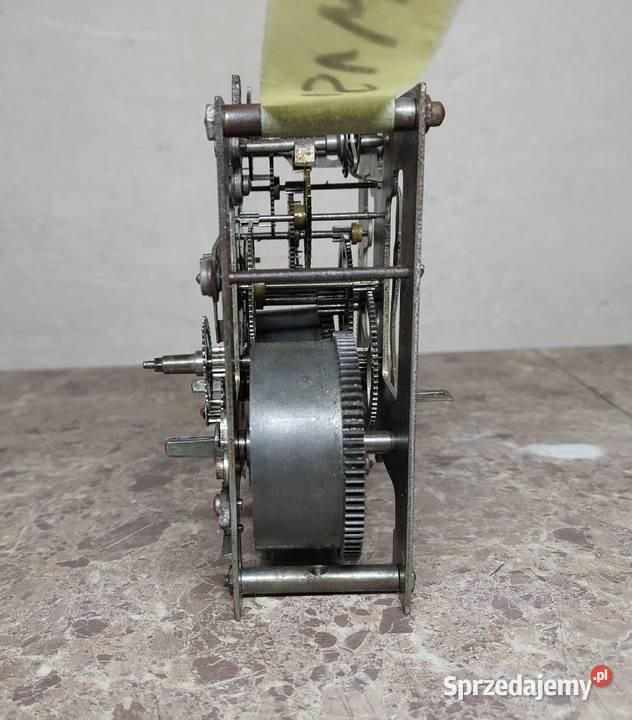 M154 Mechanizm starego zegara ściennego Gustav Tczew
