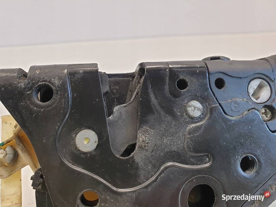 Audi A5 8T ZAMEK DRZWI PRAWY Tył 8K0839016C Zamki, wkładki i kluczyki lubelskie Chełm