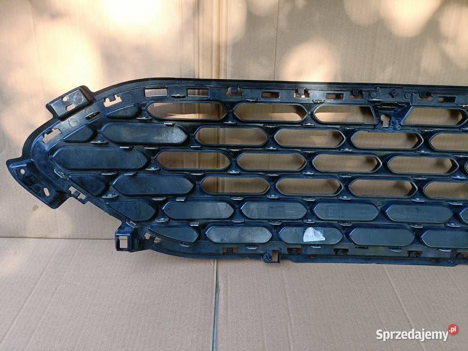 FORD KUGA MK3 III LV4B TITANIUM ATRAPA CHŁODNICY Drezdenko