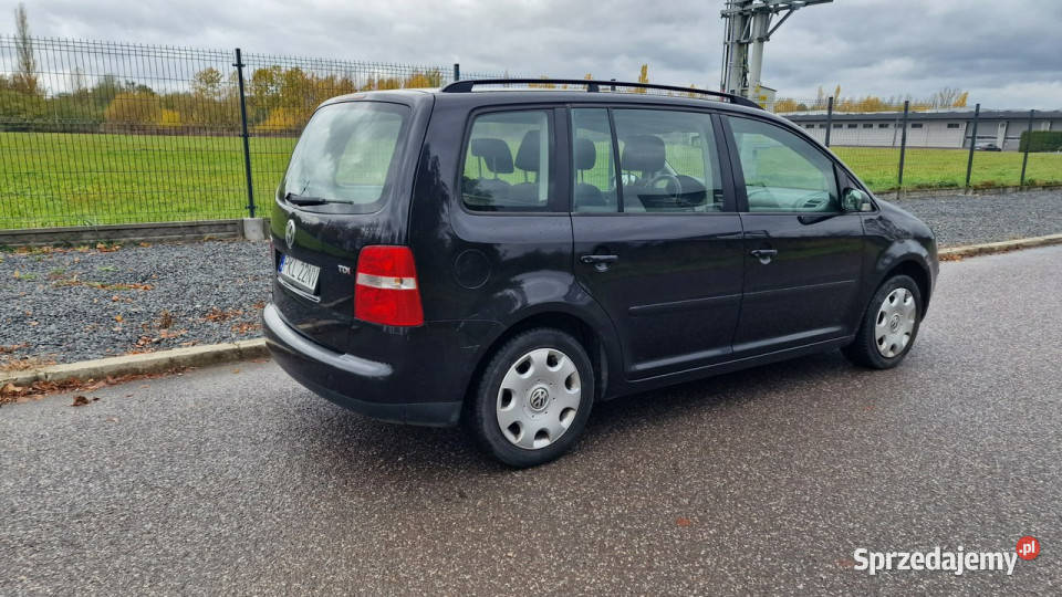 Volkswagen Touran 19 TDi 105 2004r Klima 1wł 12 ABS