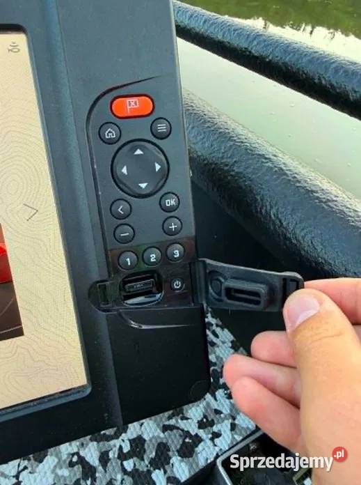 Raymarine ECHOSONDA Element 12 Brak pudełka Trzebiatów