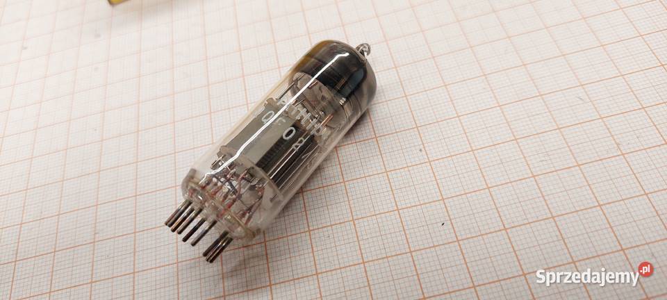 Lampa QQE025 PHILIPS 1 A867 Czechowice-Dziedzice