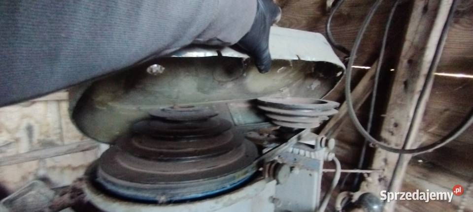 Stara wiertarka stołowa Czernięcin Poduchowny