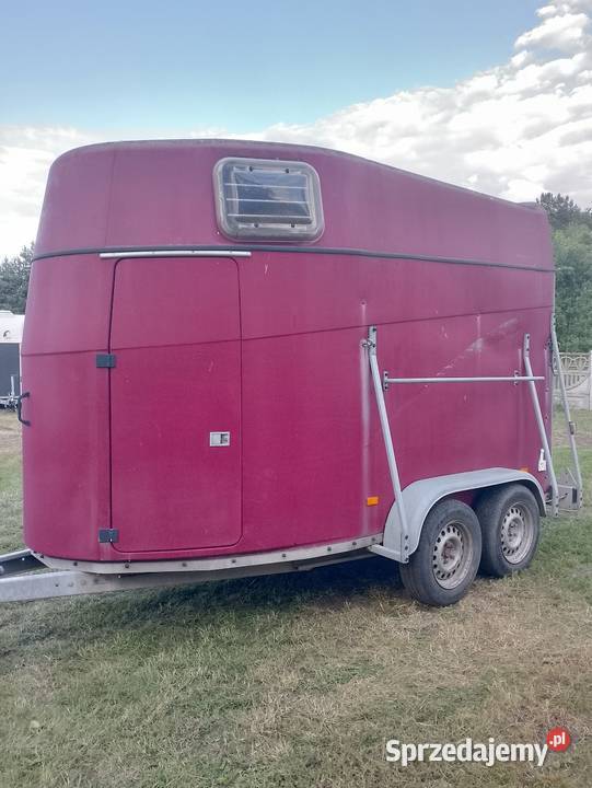 Przyczepa do przewozu koni Żerdzina