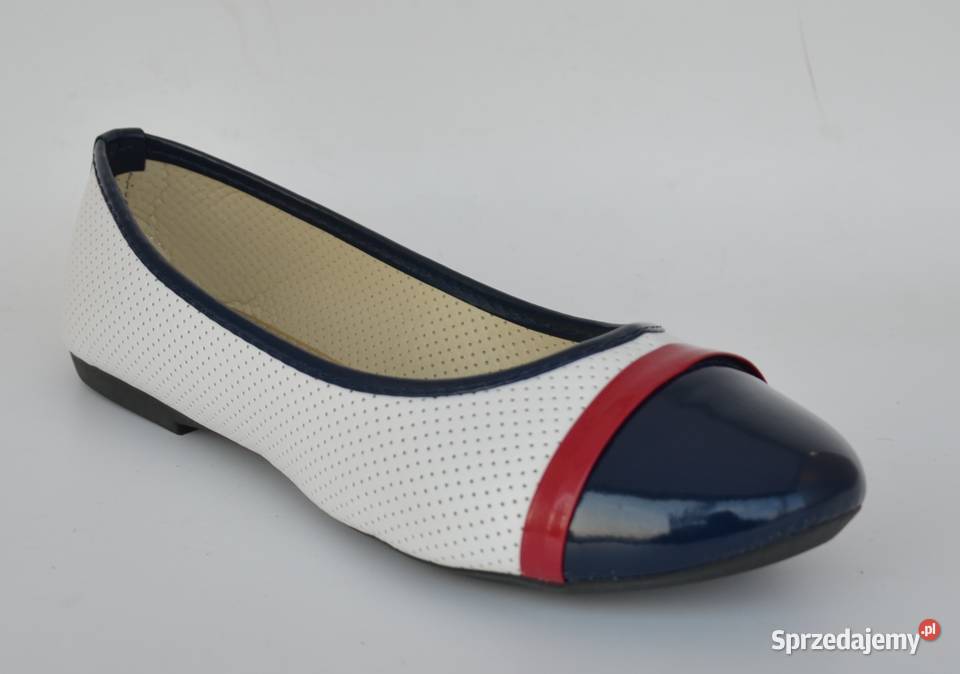 Białe baleriny z granatowym czubkiem rozmiar 36
