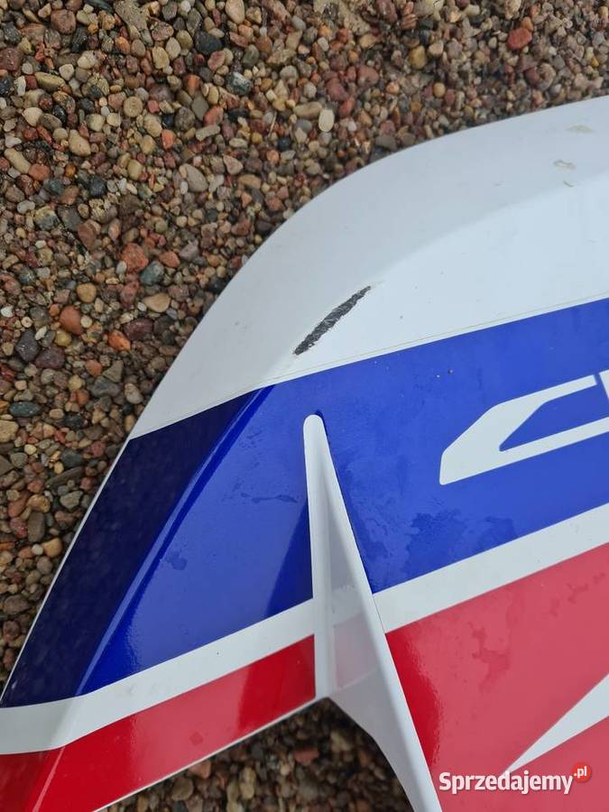 Honda cbr 125 boczek owiewka plastik Chojnice sprzedam