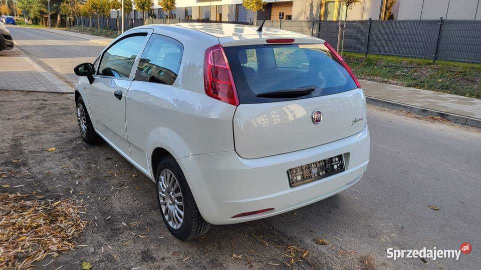Fiat Grande Punto 12 benzyna klima 2012 wielkopolskie Poznań