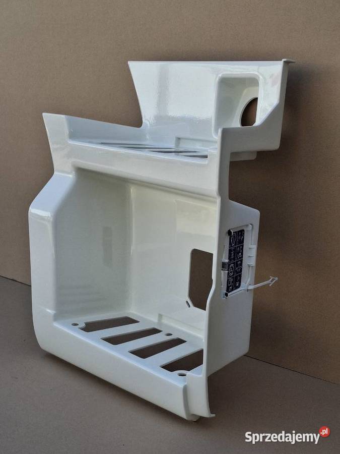 MAN TGX TG3 STOPIEŃ PRAWY DOLNY STOPNICA BIAŁY Bieleń sprzedam