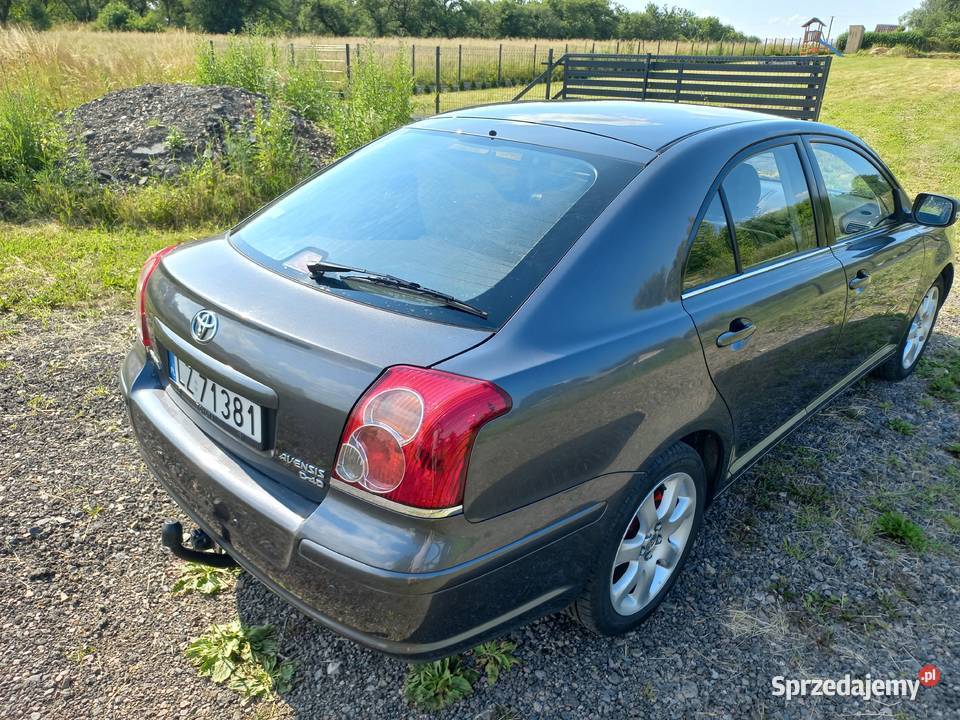 Toyota avensis t25 2007 r 20 d4d lift Avensis Zamość
