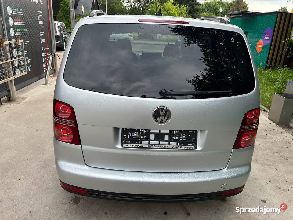 VW TOURAN nowe sprzęgło rozrząd Zarejestrowany Rok produkcji 2008 Łódź