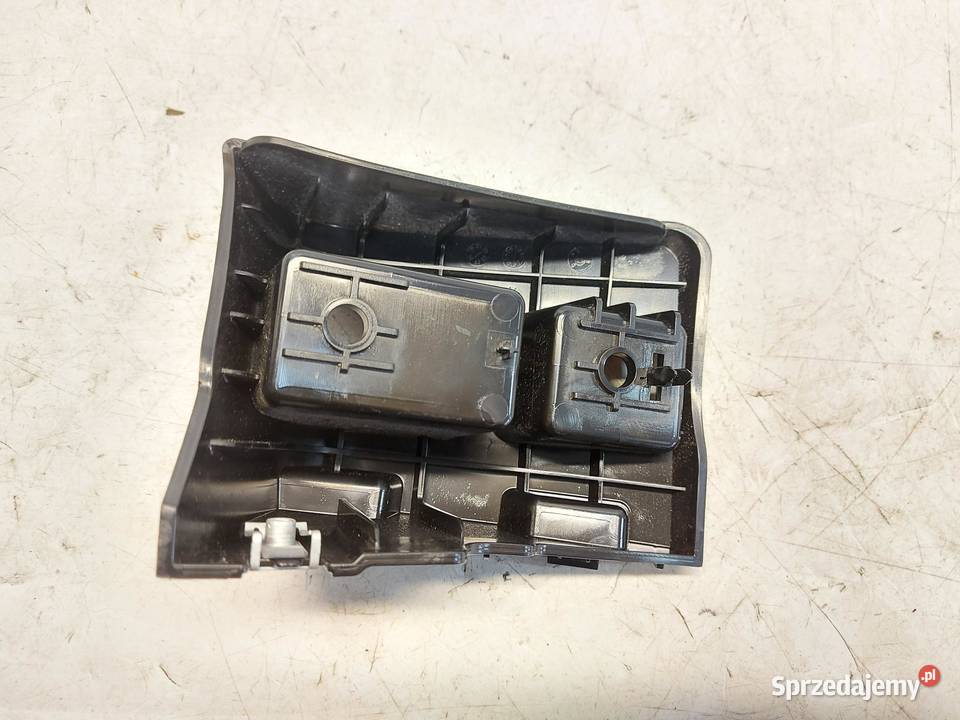 TESLA MODEL Y 2022r ŚLIZG MOCOWANIE ZDERZAKA osobowe