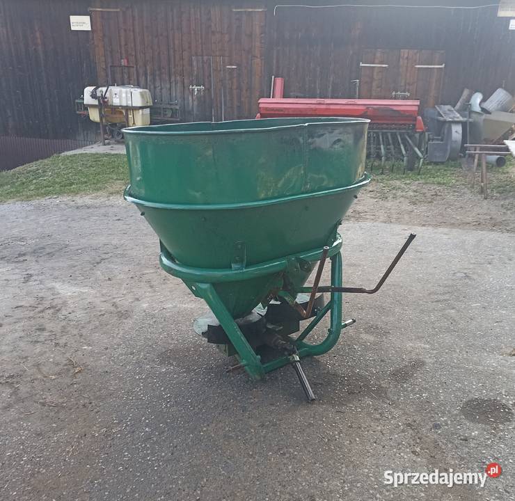 Rozsiewacz nawozów Amazone dwutalerzowy 350L Pisarzowa