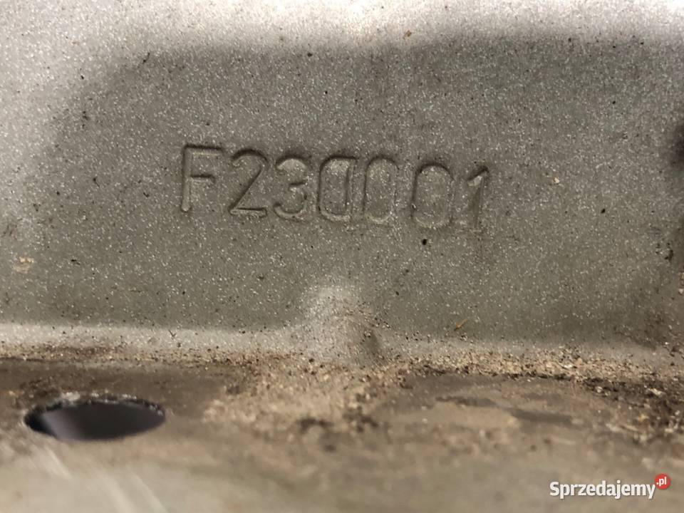 BŁOTNIK PRAWY PRZÓD RENAULT MASTER III Bus