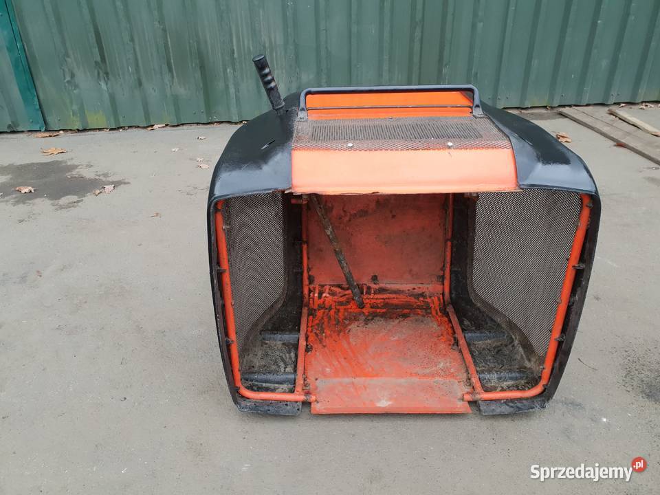Zbiornik do trawy KUBOTA Box traktorek Śliwnik sprzedam