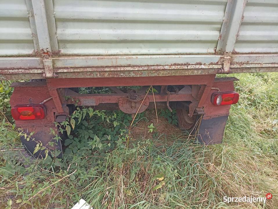 Rozrzutnik obornika przyczepa do bel Radocza