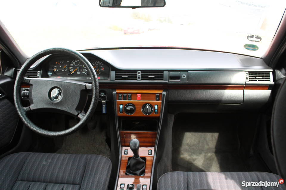 MercedesBenz W124 280TE 28 benzyna 197 8 900 nieuszkodzony Radlin