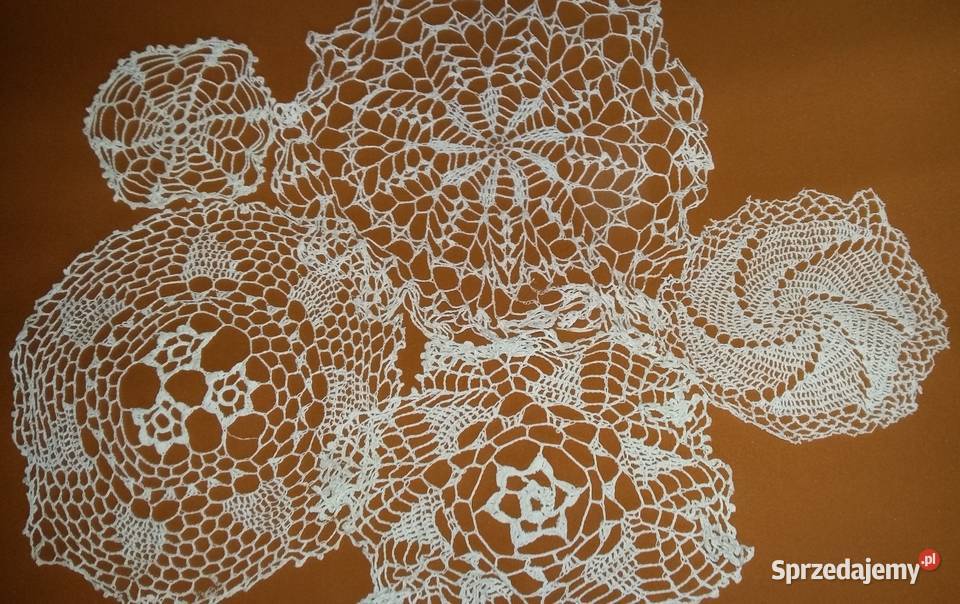 Serwetkaserwetki z nici ręcznie zrobione na Łódź