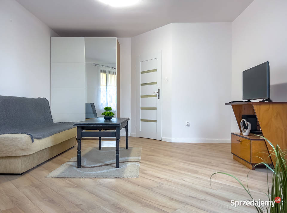 Sprzedam mieszkanie 2 pokoje 423m2 piwnica 5m2 Piaseczno