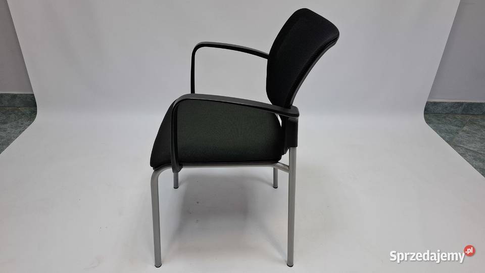 Krzesło biurowe konferencyjne czarne Profim Bit Biuro