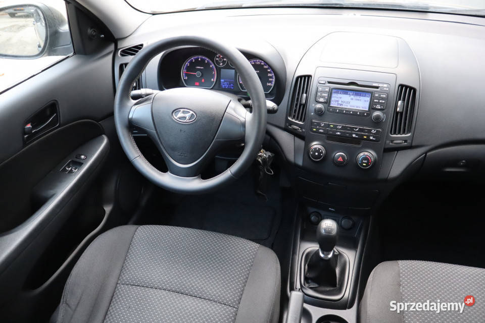 Hyundai i30 14 CVVT i30