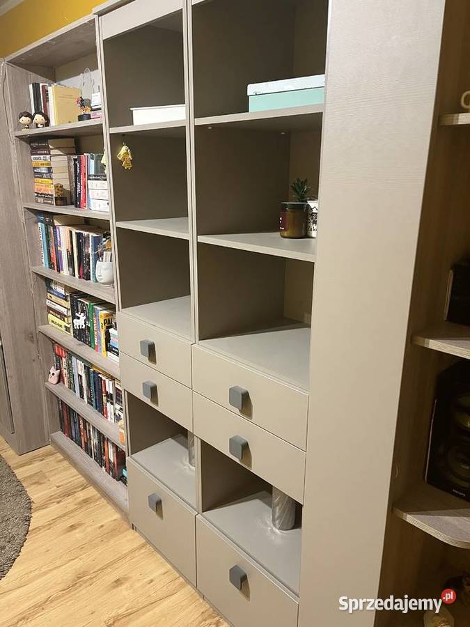 Meblościanka AGATA MEBLE 2 biblioteczki Meble do sypialni Płock sprzedam
