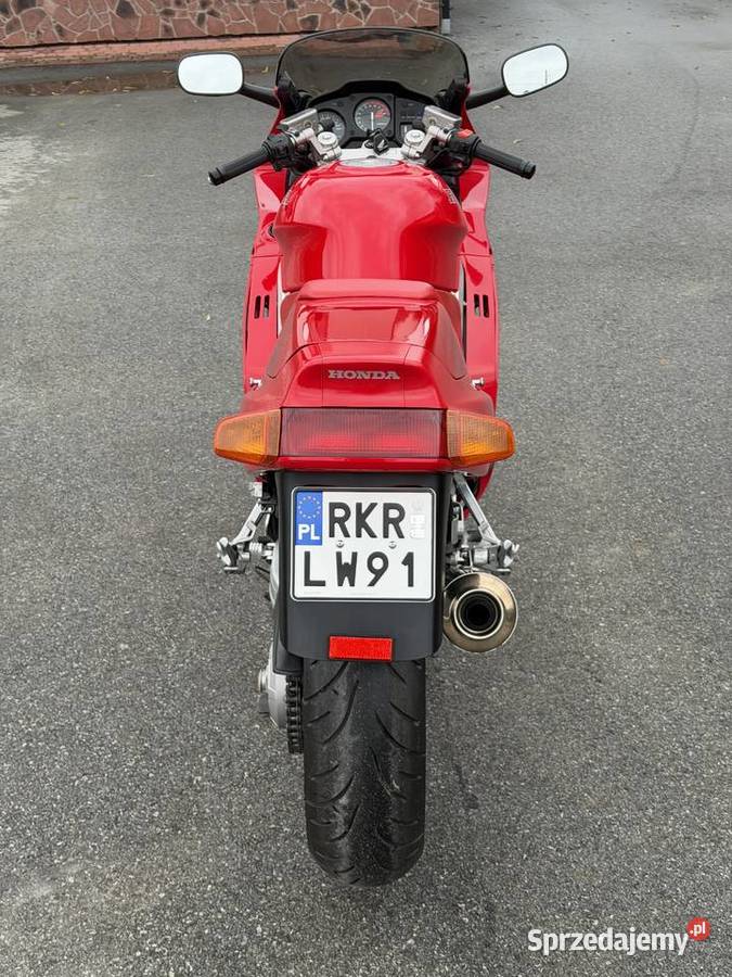 Honda VFR 750 RC36 1992r Ze Szwajcarii sportowy