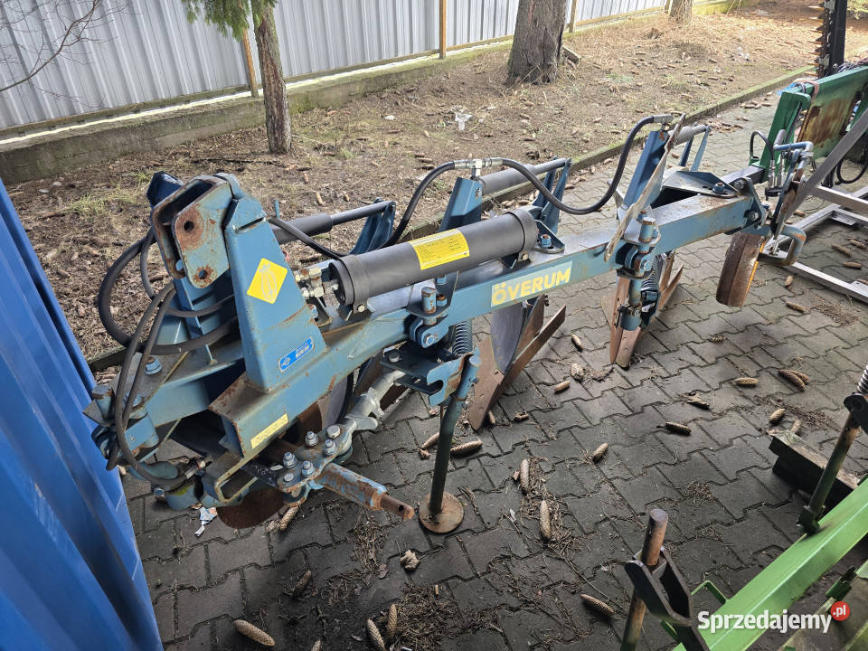 Pług 3 skibowy OVERUM BT 387 H zabez nieuszkodzony warmińsko-mazurskie Rudolfowo