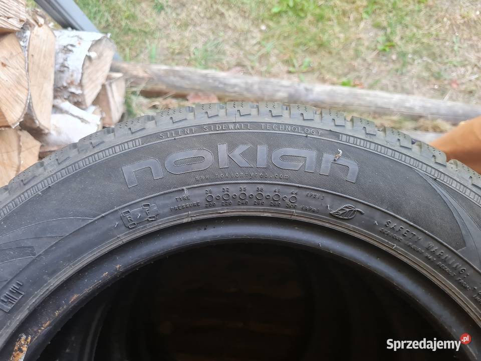 Opony zimowe 1656514 Nokian 4 Przyszów sprzedam