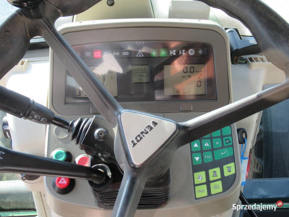 Fendt 820 Vario TMS Com III