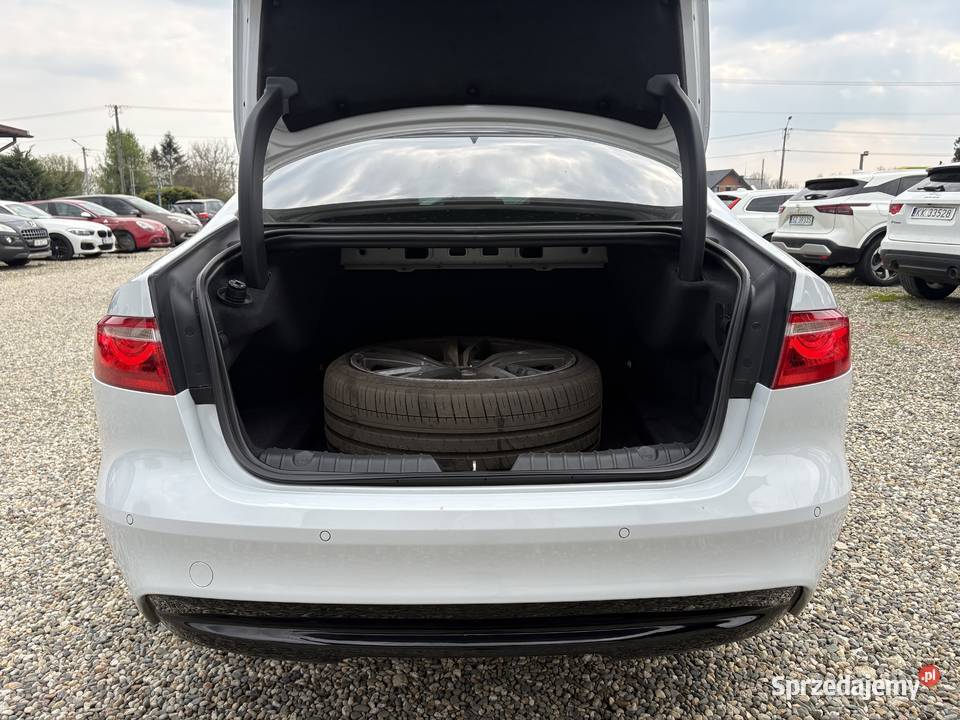 Jaguar XF GWARANCJA kurtyny powietrzne XF Paniówki sprzedam