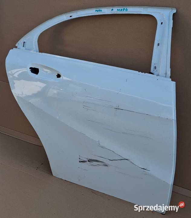 MERCEDES AKLASA W176 DRZWI PRAWY TYŁ PRAWE TYLNE Bieleń