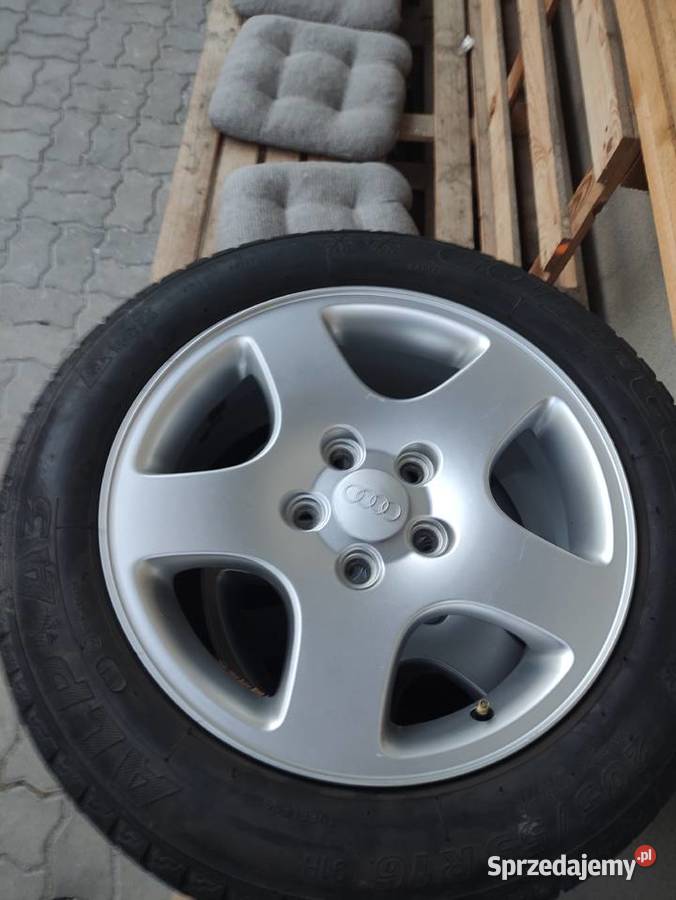 Oryginalne felgi Audi 16 5x112 opony zimowe Pruszcz Gdański