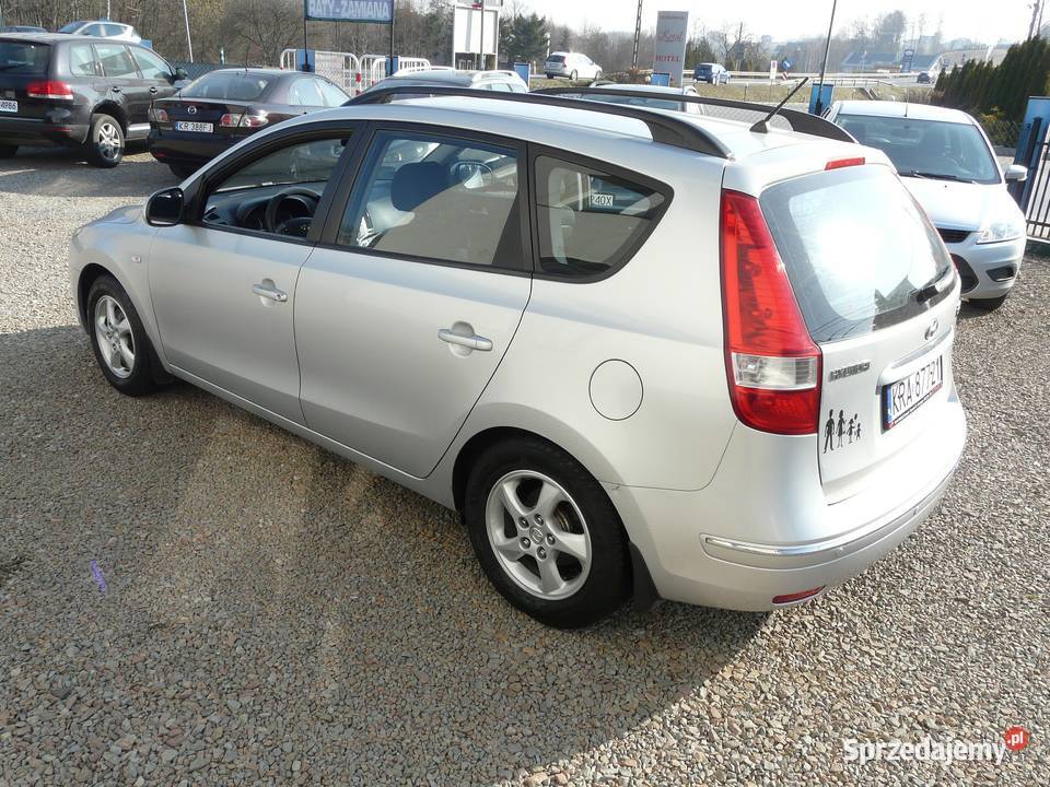 Hyundai I30 16benzyna wypożyczalnia wynajem Przebieczany auto wynajem
