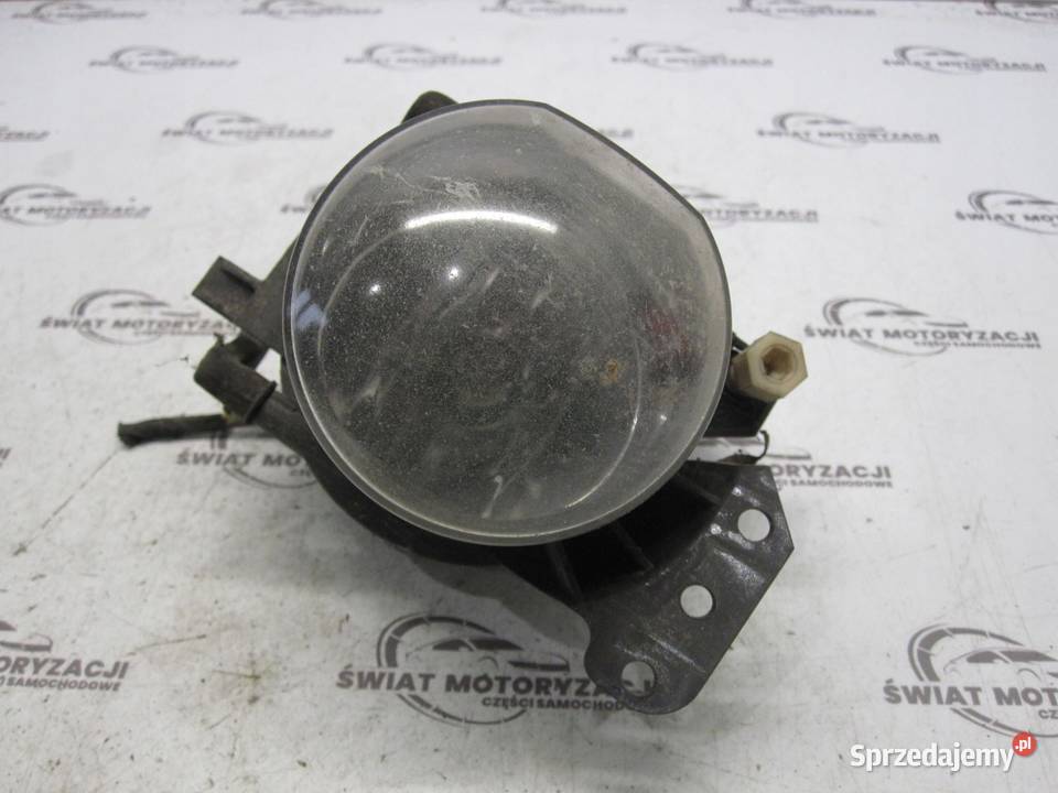 BMW E60 03r halogen prawy 6160100001 6910792 osobowe świętokrzyskie