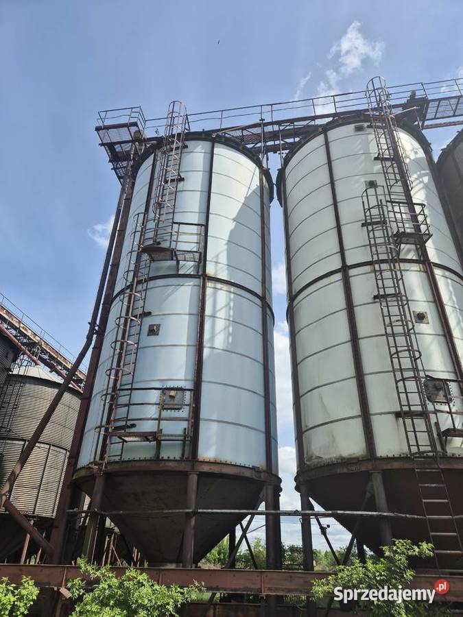 Silosy zbożowe poj 400 m3 4 sztuki Zbiorniki mazowieckie Nowy Dwór Mazowiecki