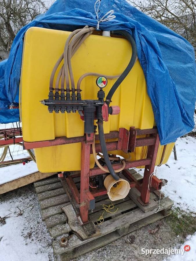 Opryskiwacz polowy 600 litrów świętokrzyskie