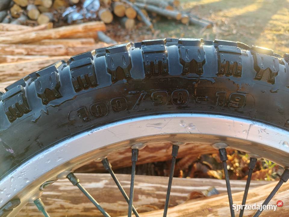 Opona motocyklowa 19cale Sułów