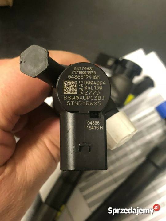 Wtryskiwacz 16 TDI 04L130277D 28370681 Audi Seat małopolskie Kraków