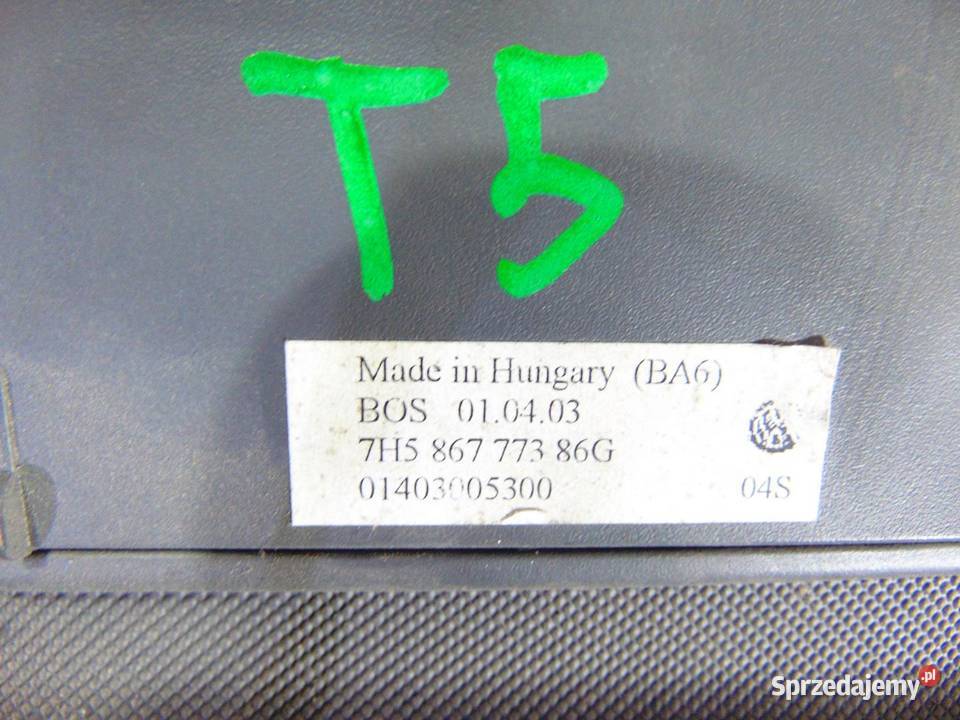 ROLETA BAGAŻNIKA VW T5 7H5867773