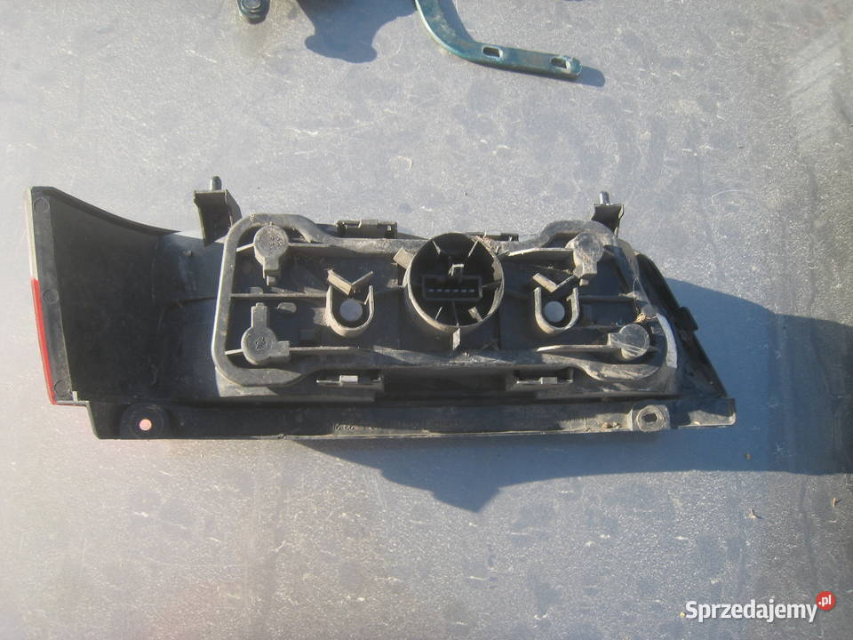 Lampa tylna lewa lewy tył Suzuki Swift III 9603 Kraków sprzedam