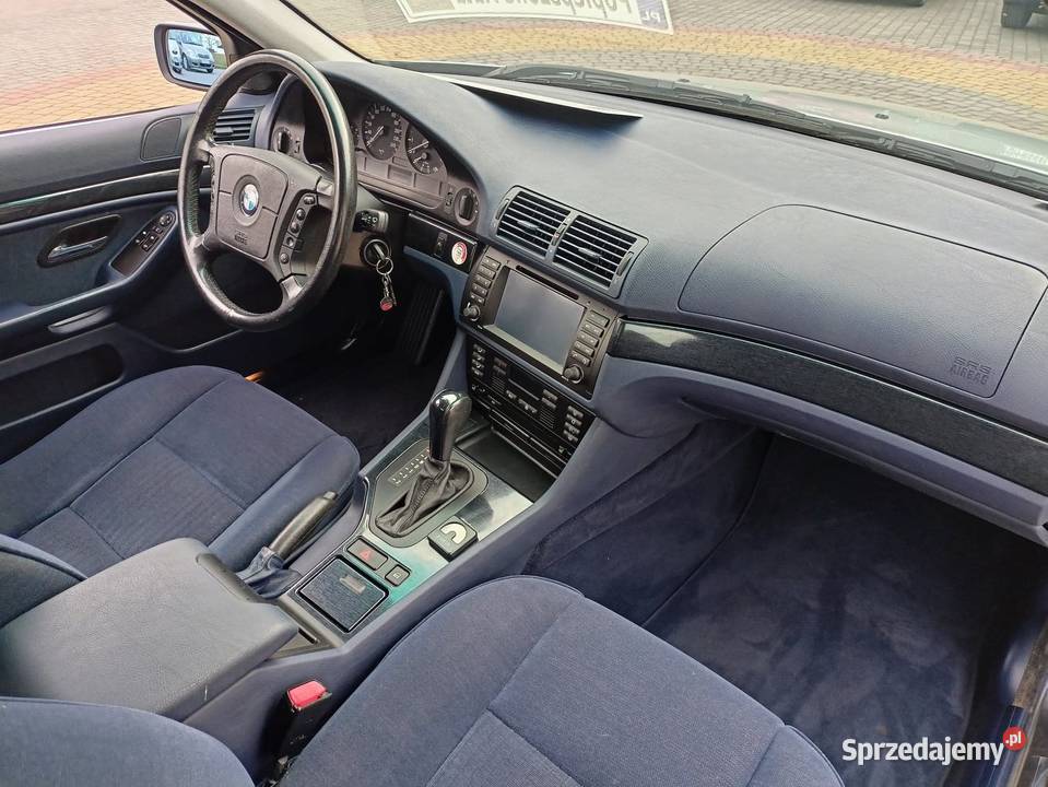 BMW E39 20 pb zadbany niski przebieg 150 000 benzyna Radomsko