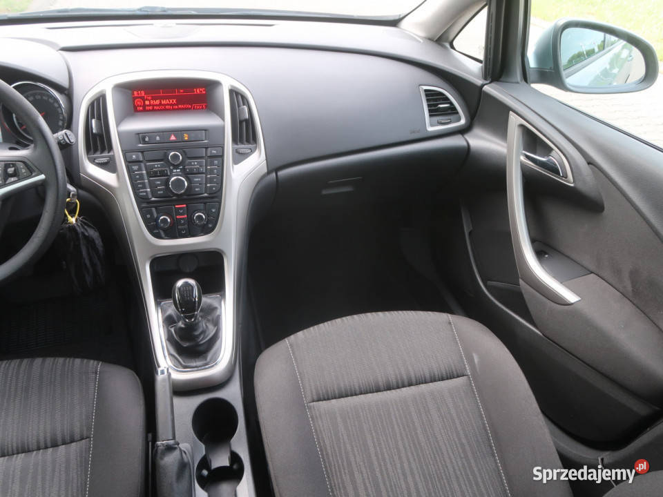 Opel Astra 17 CDTI czujnik parkowania Bielany Wrocławskie