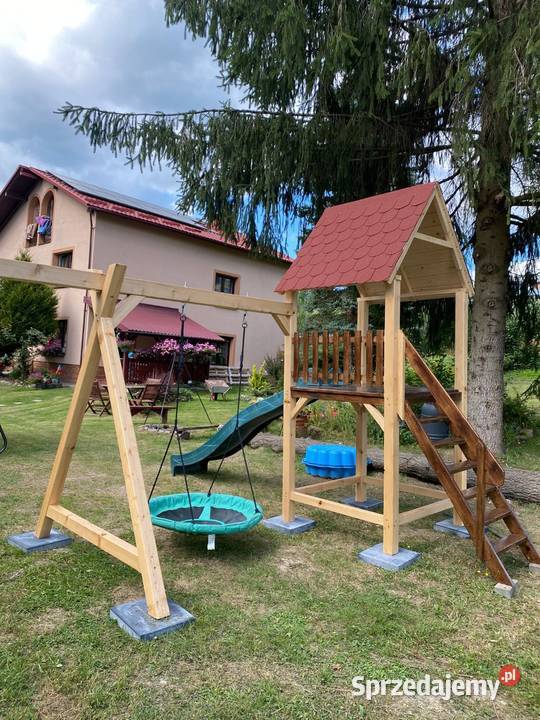 Plac zabaw domek dzieci podkarpackie Roztoka