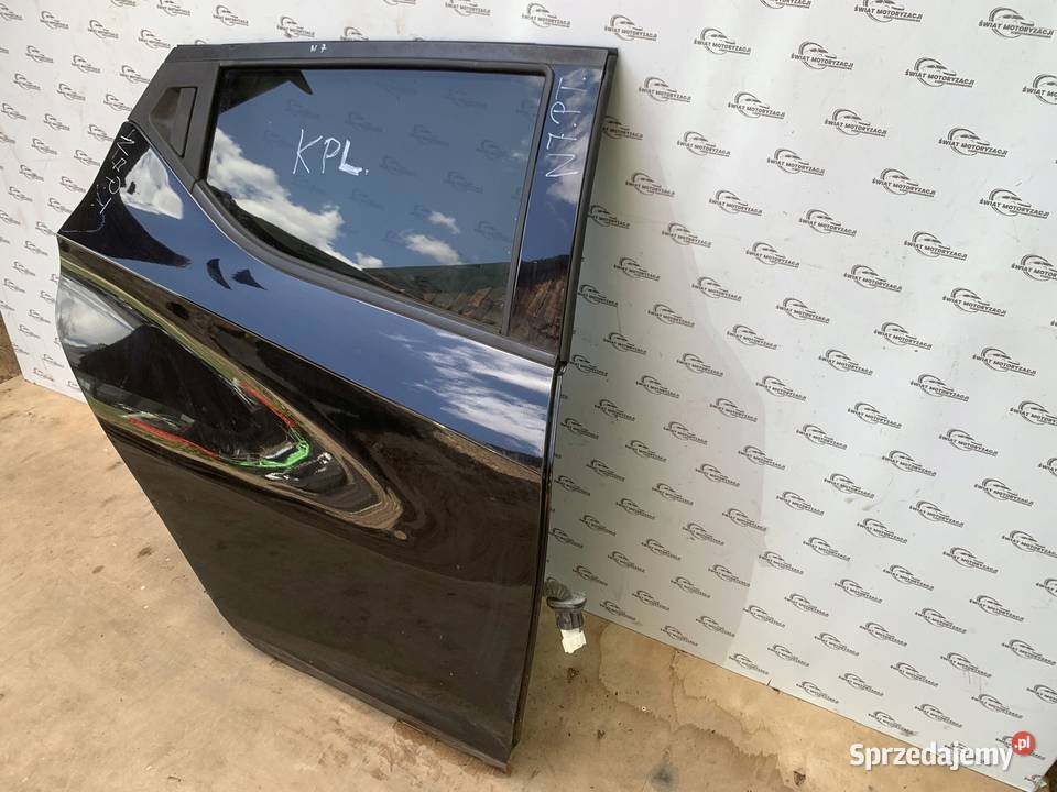 NISSAN MICRA V K14 19r drzwi prawe tył Drzwi Kielce