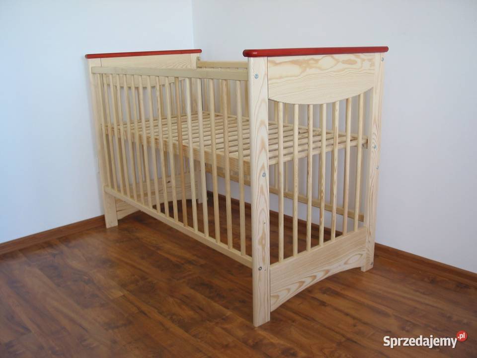 Łóżeczko 12060 Mati opuszczany bok Złotów