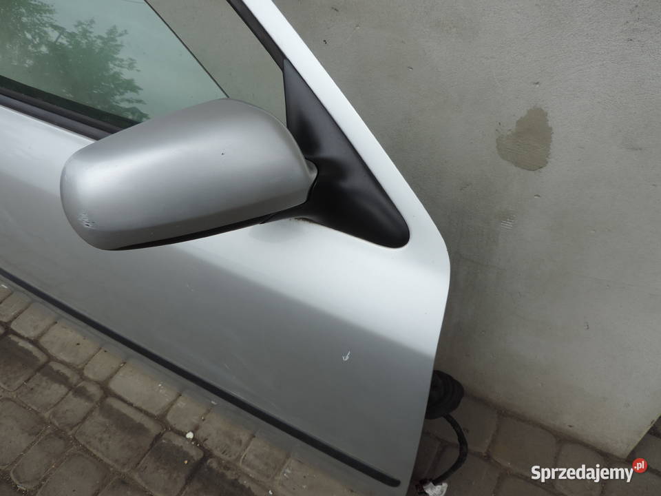 SKODA OCTAVIA 1 HB 5D DRZWI PRAWY PRZÓD osobowe Drzwi Motoryzacja Nowy Sącz