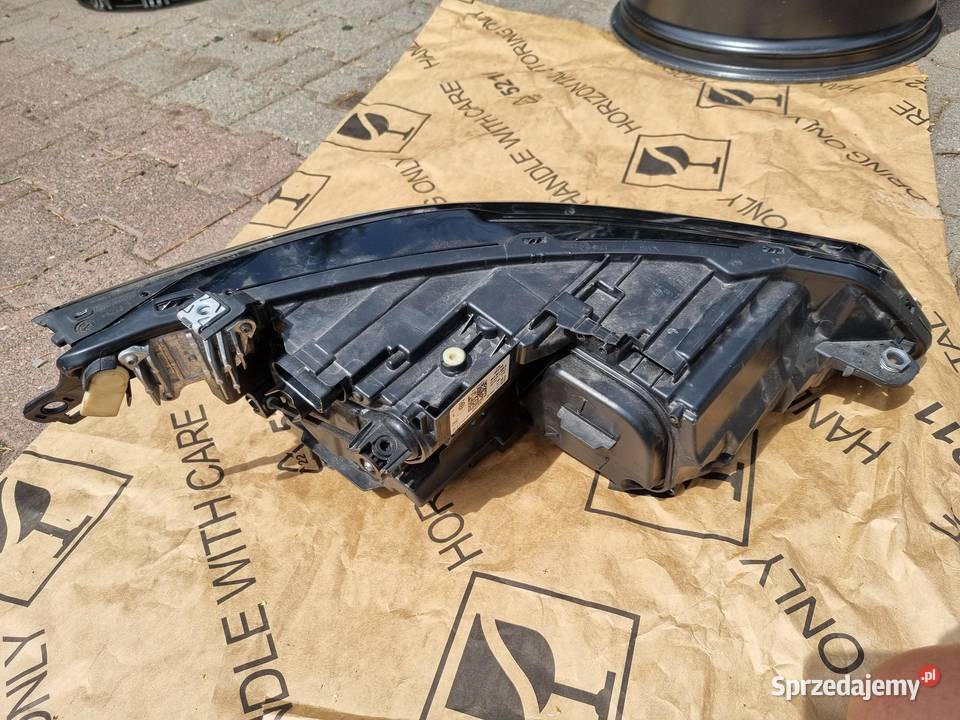 LAMPA LEWA PRZEDNIA PRZÓD FULL LED VW GOLF VIII wielkopolskie
