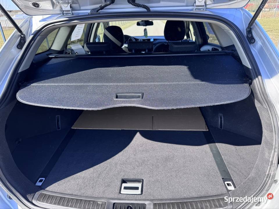 Toyota avensis full led wersja prestige Avensis sprzedam